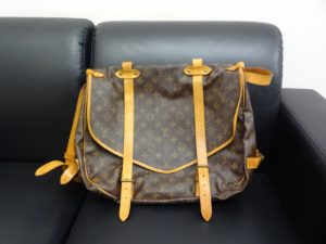 大阪の八尾でヴィトンを売るなら買取専門店JR八尾店へ。八尾駅から徒歩約1分の便利な買取専門店JR八尾店へです。