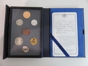 プルーフ貨幣のお買取りは池田店へお越し下さい!