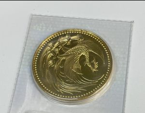 今回は御即位記念10万円金貨をお買取りさせて頂きました!大吉橋本高野口店です!