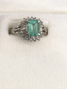 エメラルドの指輪を売るなら!大吉新越谷店へ☆