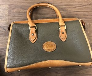 ☆DOONEY&BOURKEのバッグを売るなら！大吉新越谷店へ☆