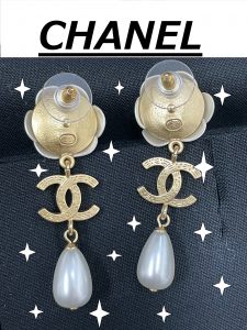 CHANEL　イヤリング１　２