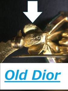 Dior　ブローチ２