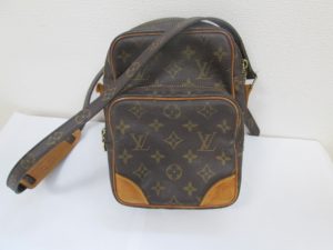 ヴィトン アマゾン