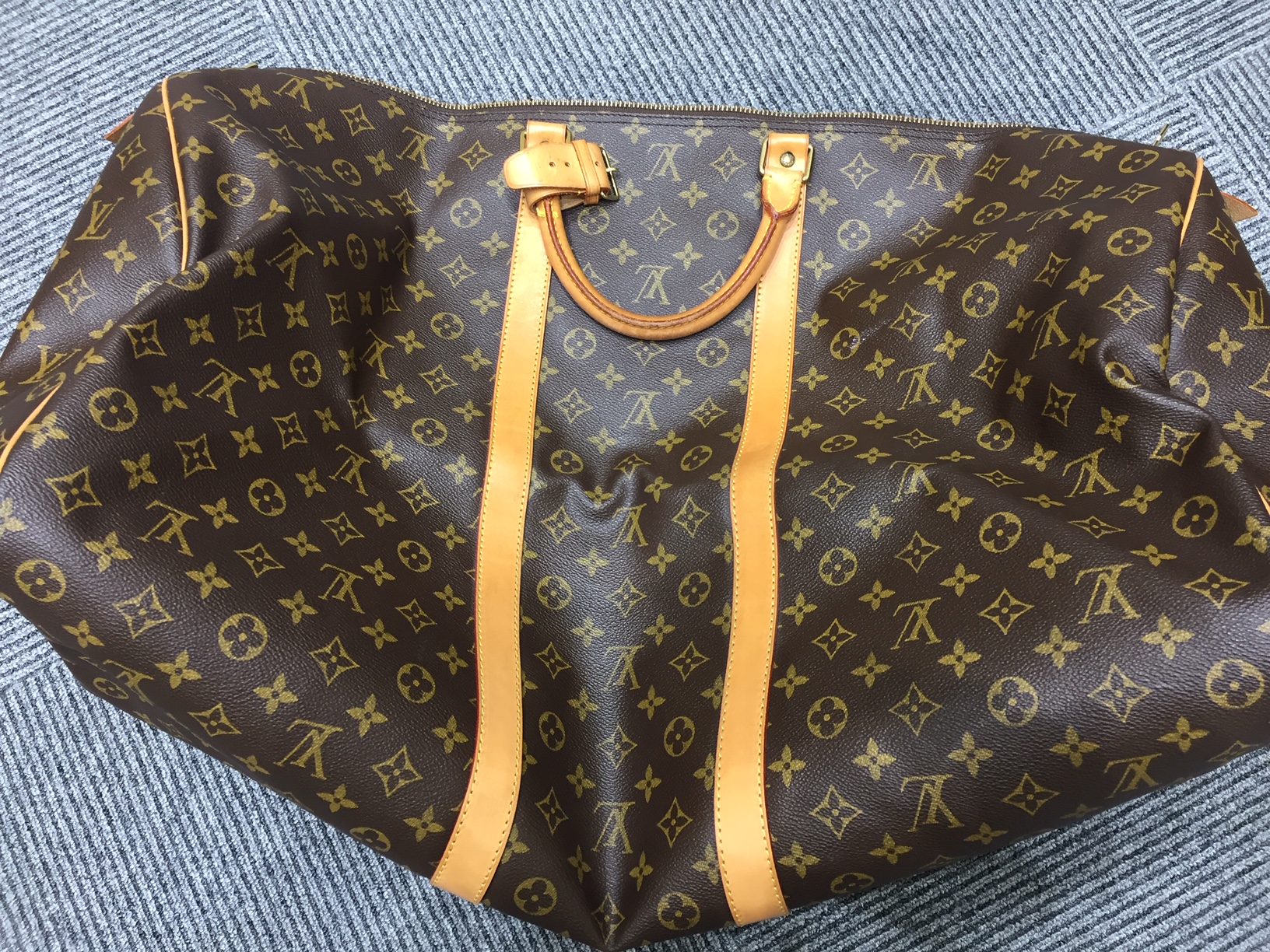 買取専門店大吉 イオン気仙沼店では旅行バッグもお買い取りしております!