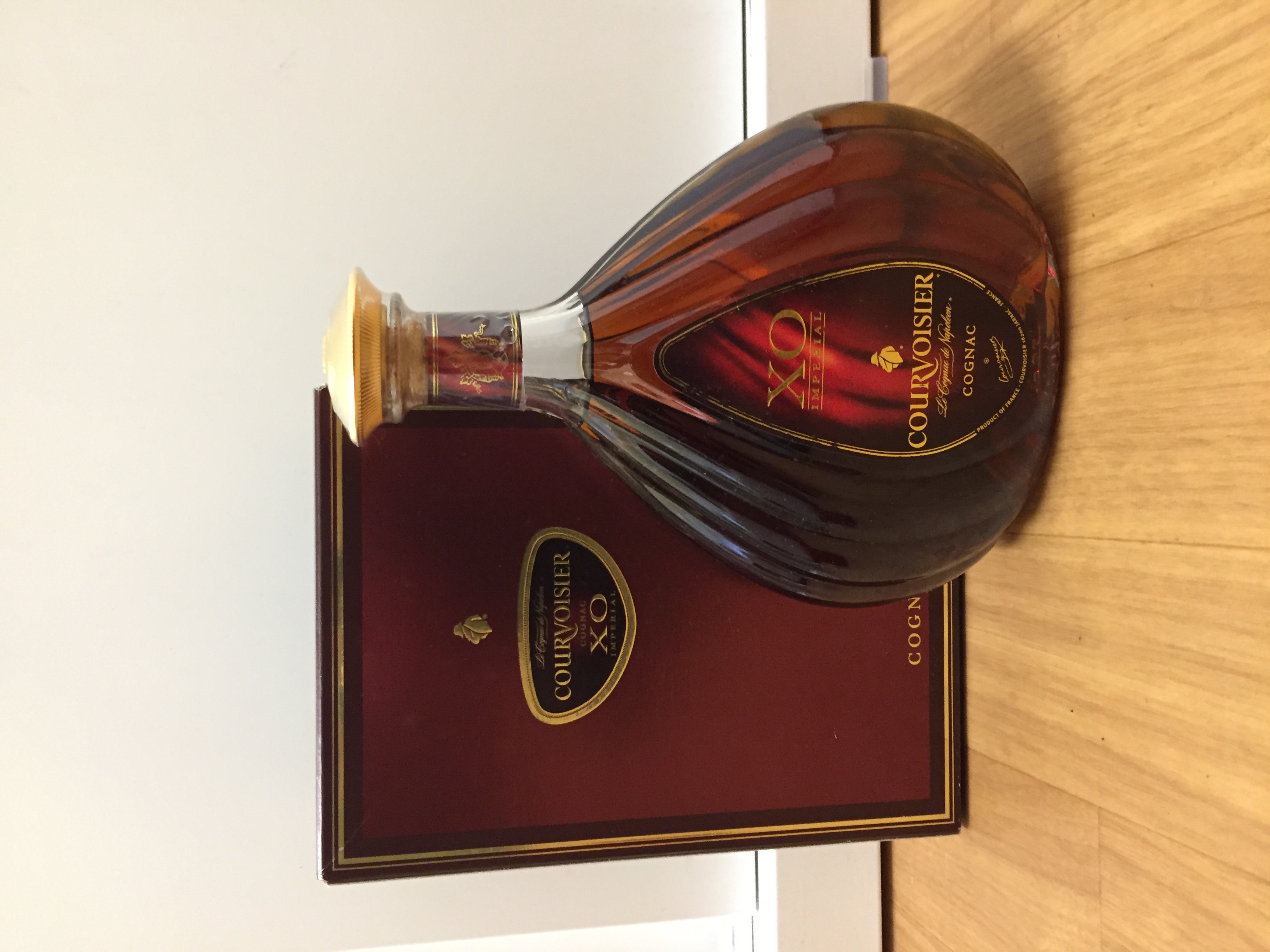 那珂川市の皆様、お酒はどこよりも高い(☞゚ヮ゚)☞大吉アクロスモール春日店へ無料査定