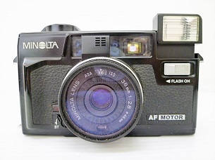 カメラの買取は買取専門店大吉延岡店