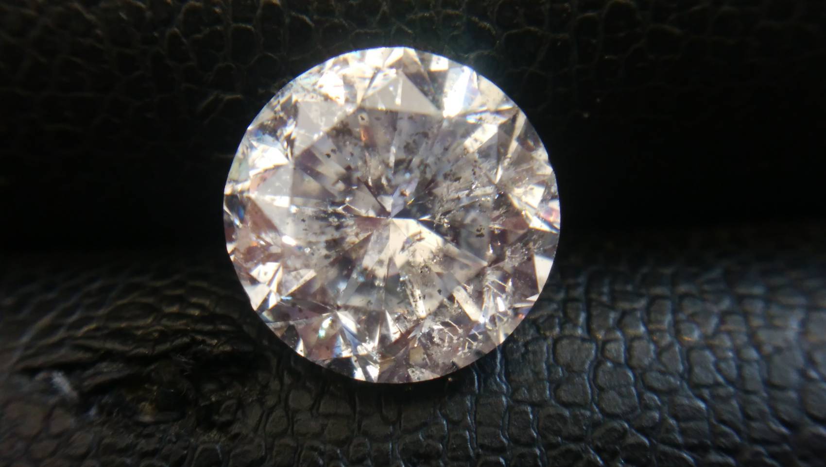 香川県綾歌郡宇多津町でダイヤモンド/宝石/アクセサリーの買取なら「買取専門店 大吉イオンタウン宇多津店」にお任せください