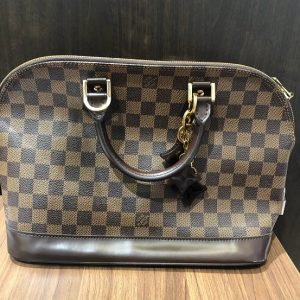 ブランド品の買取は大吉エスモール鶴岡店！！お任せください！