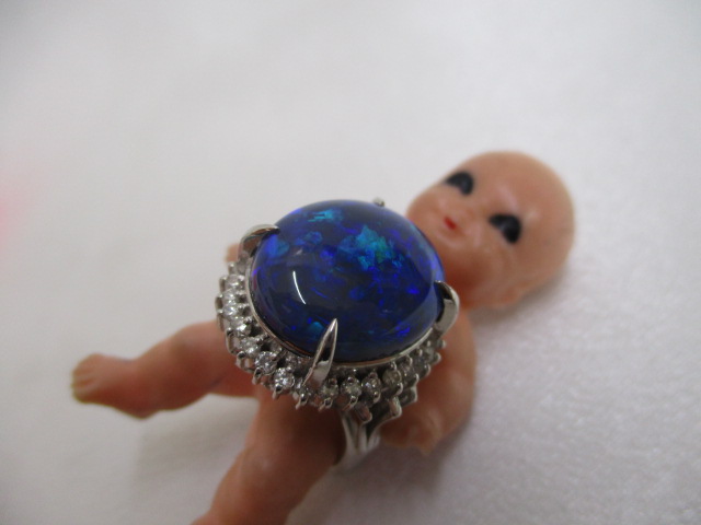 ダイヤモンドとオパールの付いたリングをお買取させて頂きました♪大吉米子店