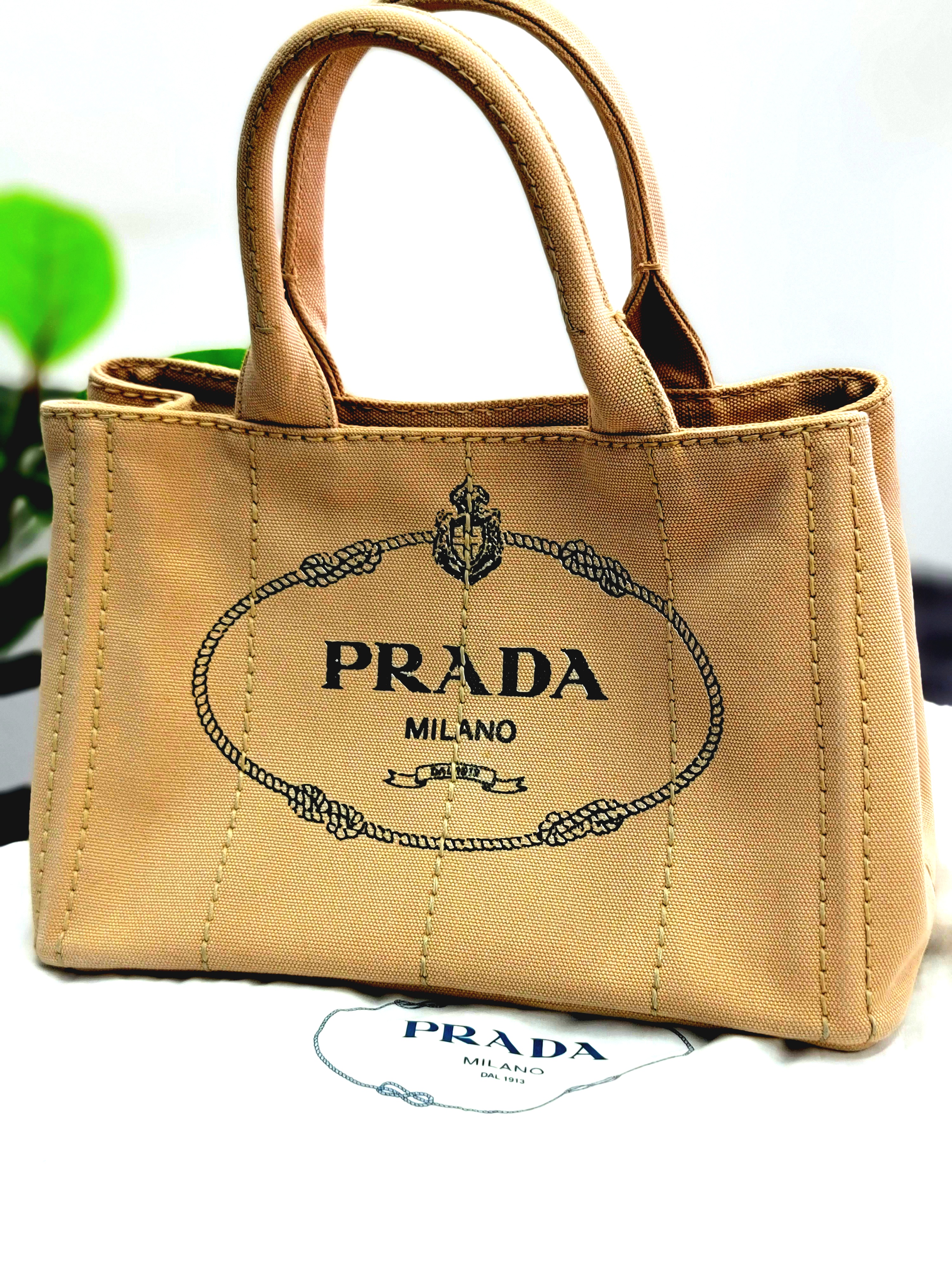 PRADA(プラダ)カナパ