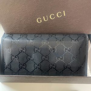 ブランド品の買取は大吉エスモール鶴岡店!!お任せください!