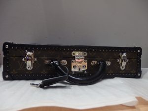 ルイヴィトンのアタッシュケースを売るなら横浜関内の買取大吉 カトレヤプラザ伊勢佐木店