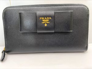 PRADA プラダ 財布 ブランド品