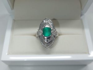 宝石のリングをお買取り致しました♪大吉ミレニア岩出店です!宝石のリングをお買取り致しました♪大吉ミレニア岩出店です!