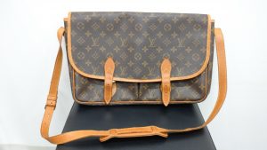 【☆ブランド品買取☆】壊れてしまいそうなヴィトンのバッグ、お買取りします！(*^-^*)買取専門店 大吉 イオン古川店にお任せくださいね！