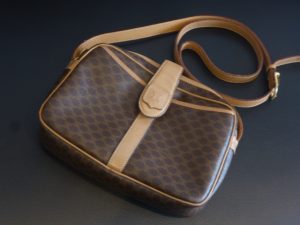 CELINEのバッグをお買取り致しました☆大吉松江店