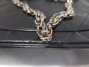 古いシャネルのバッグの買取なら関内イセザキモールの買取大吉 カトレヤプラザ伊勢佐木店