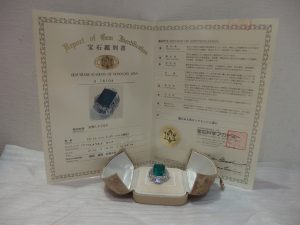 エメラルドの指輪を売却するなら横浜関内の買取大吉 カトレヤプラザ伊勢佐木店