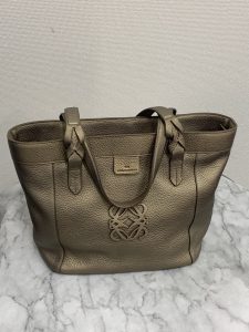 ロエベ フスタアナグラム