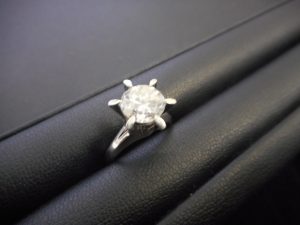 東灘 芦屋 ダイヤ ダイヤモンド 買取 甲南山手 大吉