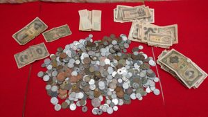 ≪★年末大掃除★≫昔集めた切手や古い蔵にある古銭など。処分に困るお品物たちはぜひ買取専門店 大吉 イオン古川店へご相談ください\(^o^)/