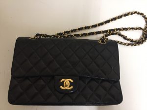 志免町の皆様、シャネルマトラッセの高価買取は間違いなく大吉アクロスモール春日店(。・∀・)ノ゙