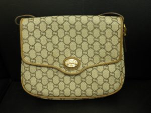 グッチを売る時は買取専門店大吉JR八尾店へ。志紀、柏原、加美、平野、山本、恩智、藤井寺、若江岩田、瓢箪山、東大阪。