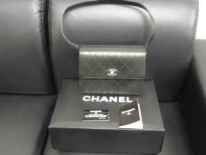 お出掛け用シャネルは買取専門店大吉JR八尾店へ。志紀、柏原、加美、平野、山本、恩智、藤井寺、若江岩田、瓢箪山、東大阪