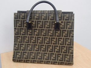 人気ブランド FENDIのバッグをお買取いたしました!大吉ゆめタウン八代店