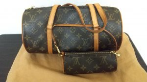 那珂川市の皆様、 ヴィトンを売るなら大吉アクロスモール春日店!