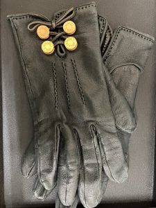 大野城市の皆様、エルメスの手袋は大吉アクロスモール春日店へ無料査定・高価買取！！