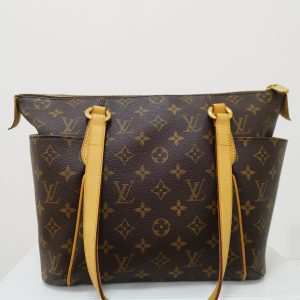 ヴィトン モノグラム トータリーPM の画像