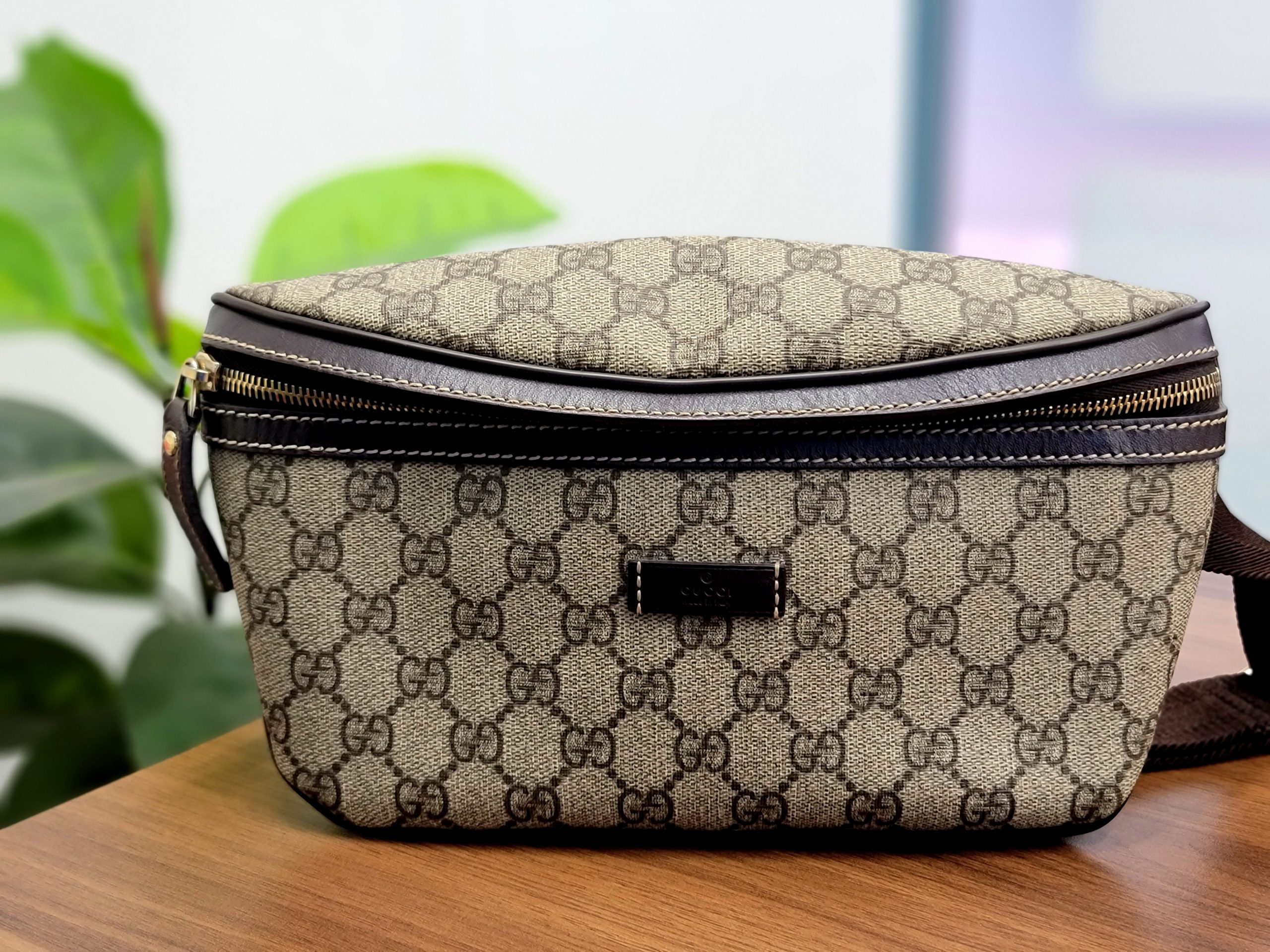 GUCCI(グッチ)ボディバッグ