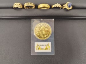 御即位10万円金貨 K24のゴールドリング K18のゴールドリングの画像
