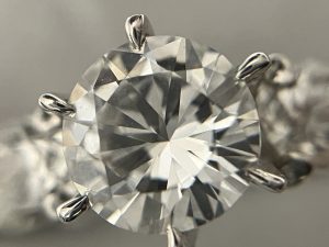 ダイヤモンドの買取なら大吉えるむプラザ三田店。