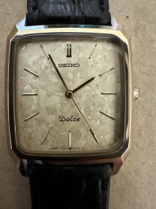 那珂川市の皆様、国産時計の買取は大吉アクロスモール春日店へお任せ下さい!!!