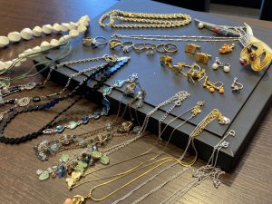 香川県綾歌郡宇多津町でダイヤモンド/宝石/アクセサリーのお買取なら「買取専門店 大吉イオンタウン宇多津店」にお任せください!