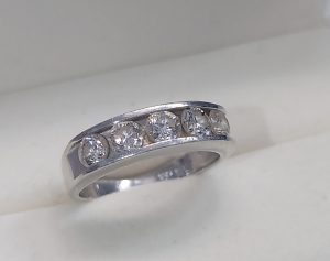 ダイヤモンド付きのリングをお買取り致しました♪大吉ミレニア岩出店です!ダイヤモンド付きのリングをお買取り致しました♪大吉ミレニア岩出店です!