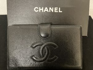 那珂川市の皆様、シャネルの財布は買取強化中、大吉アクロスモール春日店(。・∀・)ノ゙
