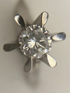 太宰府市の皆様、ダイヤモンドの高価買取強化中(。・∀・)ノ゙大吉アクロスモール春日店にお任せ下さい!!