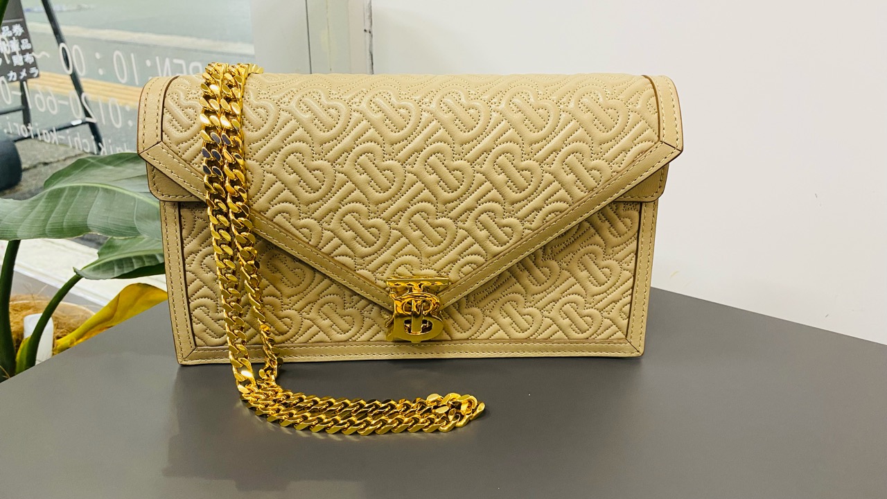 バーバリー burberry バッグ