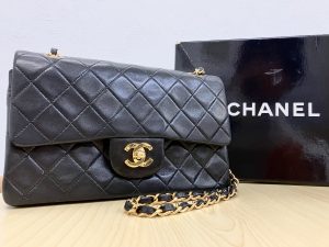 CHANEL マトラッセ キャビアスキン