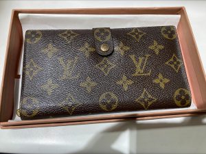 ブランド品の買取は大吉エスモール鶴岡店!!お任せください!