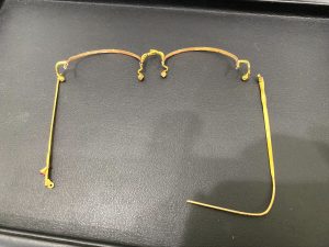 金縁メガネ 金 K18 貴金属