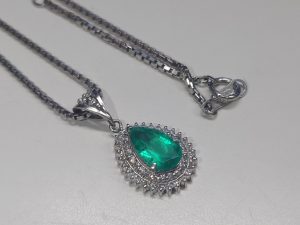 エメラルドのネックレスをお買取り致しました♪大吉ミレニア岩出店です！エメラルドのネックレスをお買取り致しました♪大吉ミレニア岩出店です！
