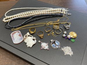 香川県綾歌郡宇多津町でダイヤモンド/宝石/ブランドアクセサリーのお買取なら「買取専門店 大吉イオンタウン宇多津店」にお任せください!