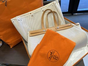 香川県綾歌郡宇多津町でブランドバッグ・時計・ジュエリーの高価買取なら買取価格支持率No.1の『大吉イオンタウン宇多津店』へ