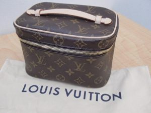 ルイヴィトンの化粧ポーチをお買取いたしました!人気ブランドを高く売るなら大吉ゆめタウン八代店へ!