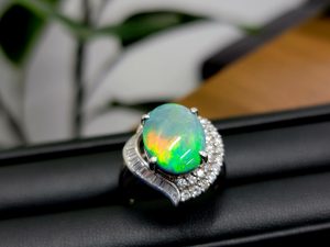 ブラックオパール